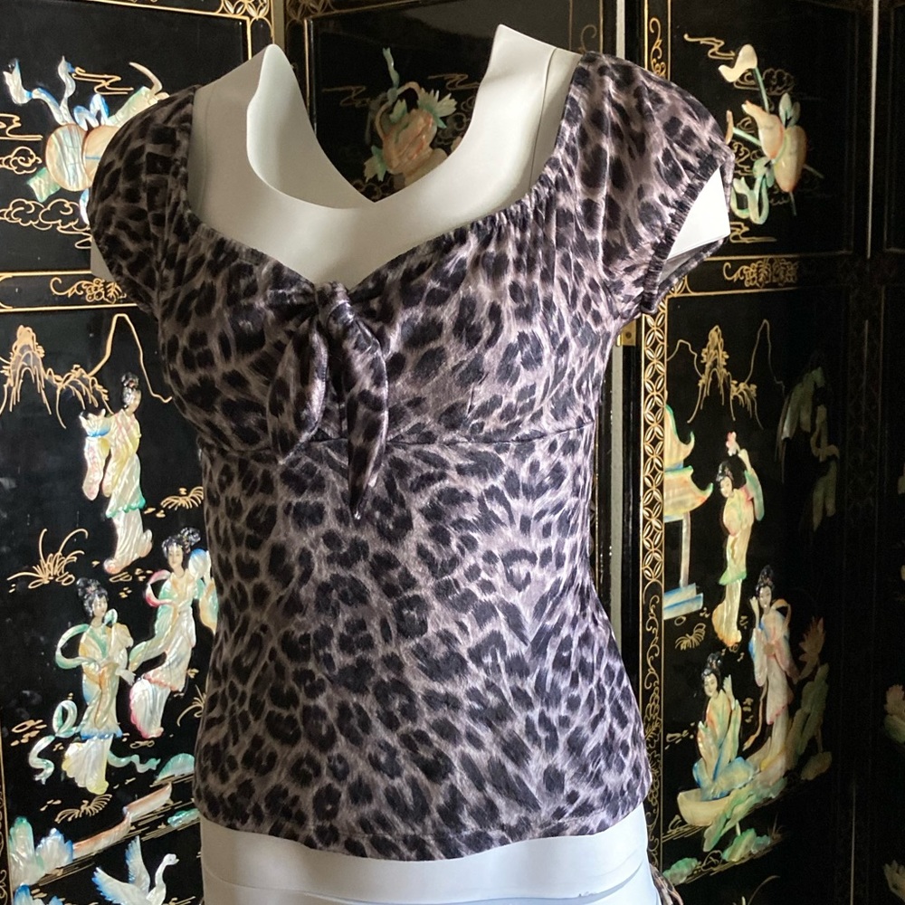 Stop starring leopard off shoulder pin up punk vintage top small